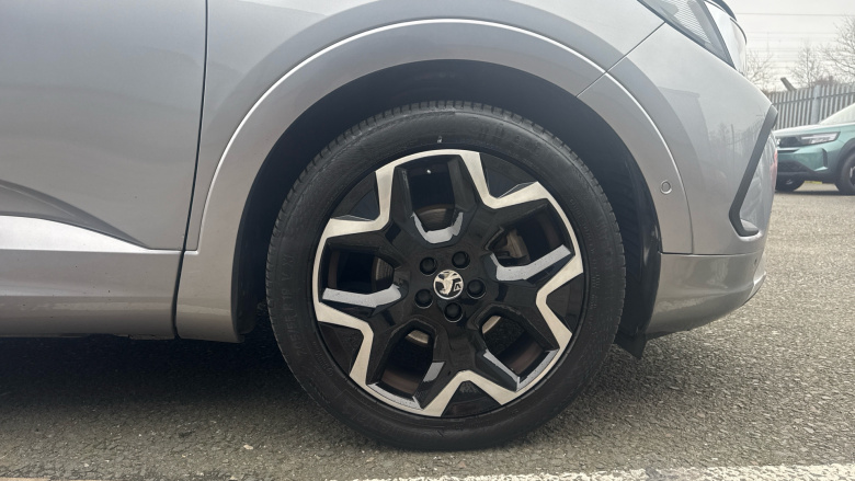 Vauxhall Grandland 1.2 Turbo Ultimate 5dr Petrol Hatchback